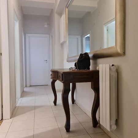 Lc Gramsci Guest House Self Check-In Pisa Bagian luar foto