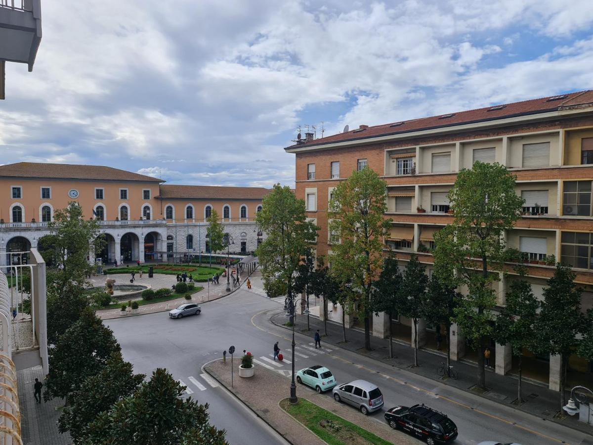 Lc Gramsci Guest House Self Check-In Pisa Bagian luar foto