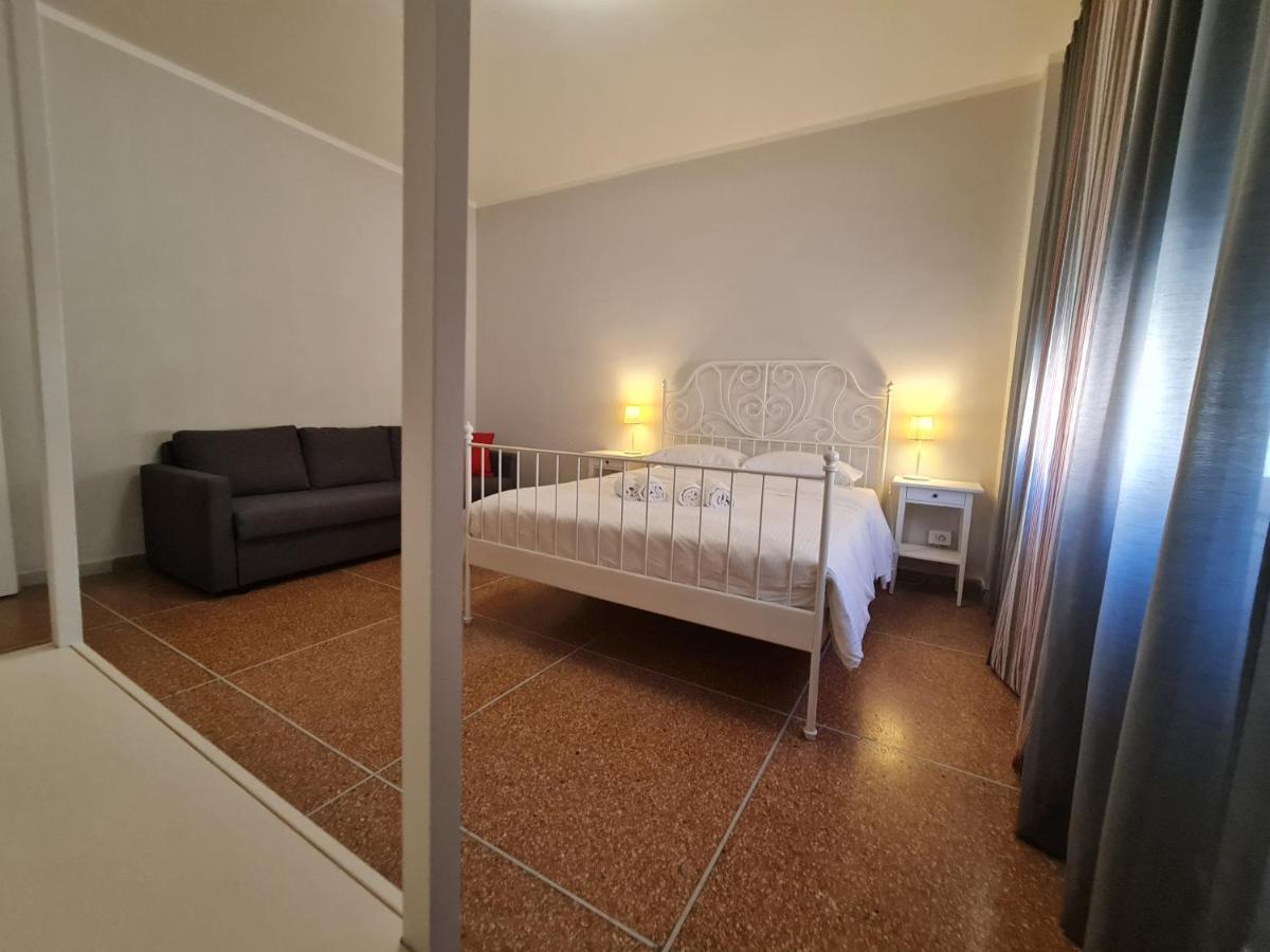 Lc Gramsci Guest House Self Check-In Pisa Bagian luar foto