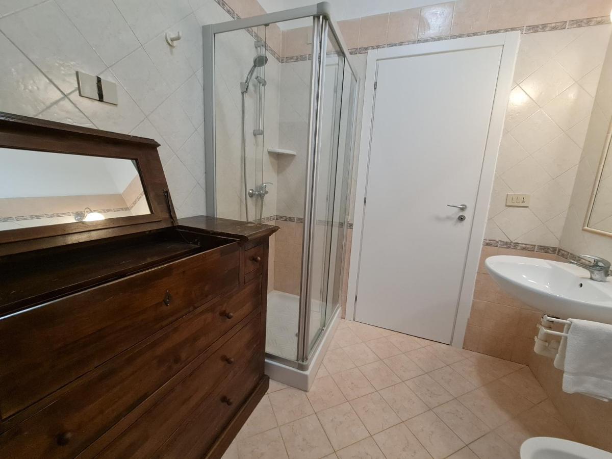 Lc Gramsci Guest House Self Check-In Pisa Bagian luar foto
