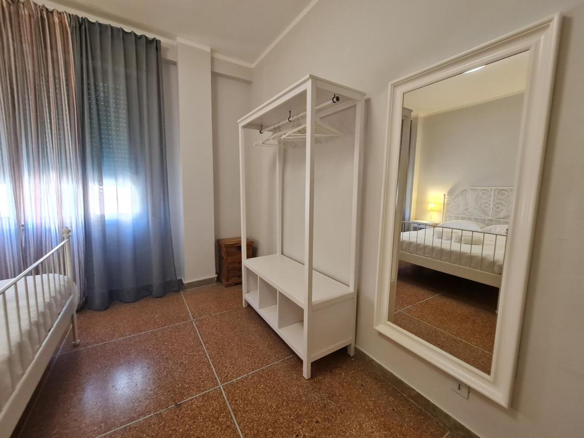 Lc Gramsci Guest House Self Check-In Pisa Bagian luar foto